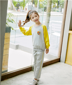 秋季女中小學(xué)生衛(wèi)衣黃灰色（遠(yuǎn)照）