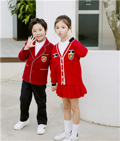 冬季中小學(xué)生禮服三（紅）